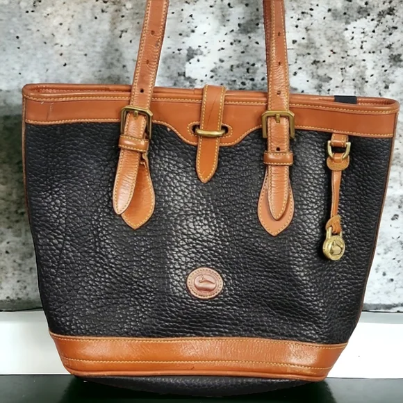 Vintage Dooney & Bourke Bucket Bag - Picture 2 of 16